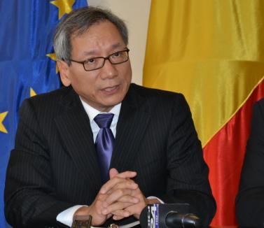 Ambasadorul Republicii Coreea către Oradea: "Avem nevoie de învăţământ de calitate pentru copiii coreenilor" 